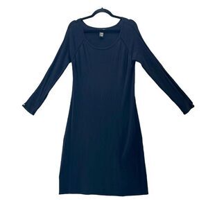 BCBG Sweater Dress Large Black Long Sleeve Warm‎ Cozy Washable Career Stretchy